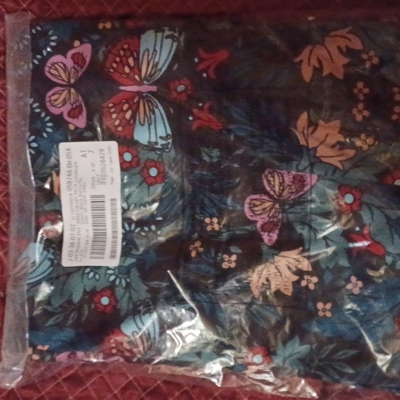 Sweetheart neck lounger - Picture 1 of 4